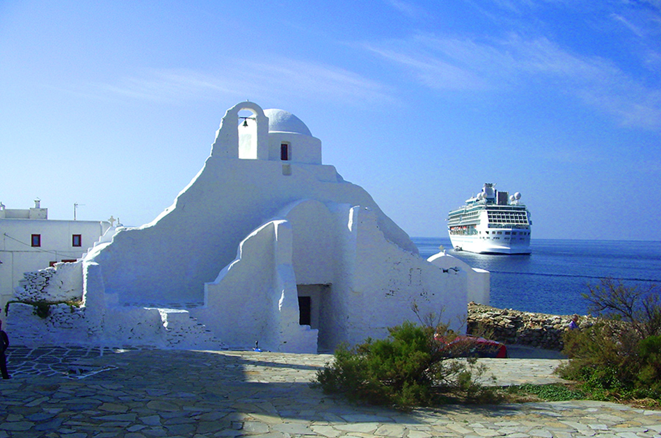 Mykonos Cruise Ships